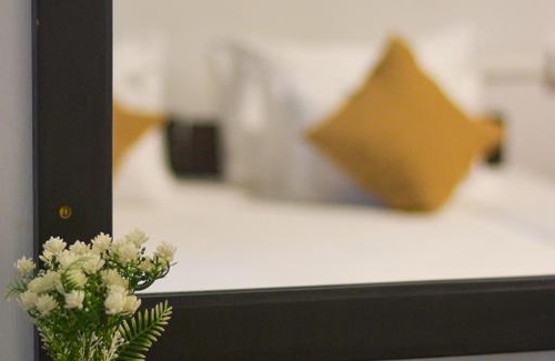 Hikkaduwa House | JLH Beach Hotel Hikkaduwa