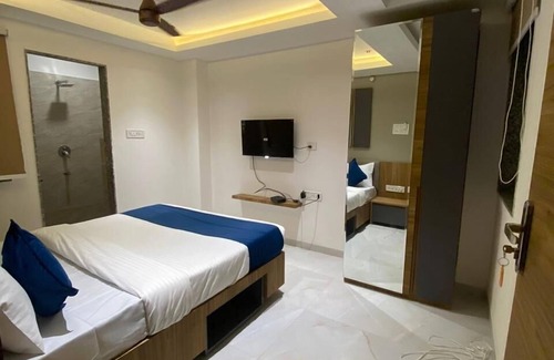 Rau Hotel | JMB Hotel Height