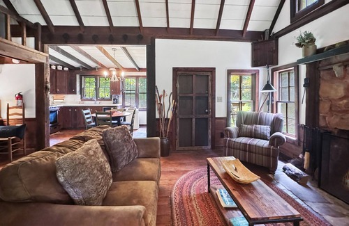 Epworth Cabin | JME Retreat - Historical | Mountain Pond | Firpit