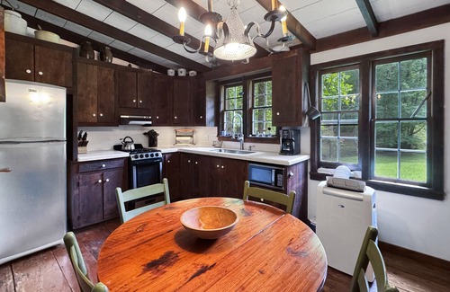 Epworth Cabin | JME Retreat - Historical | Mountain Pond | Firpit