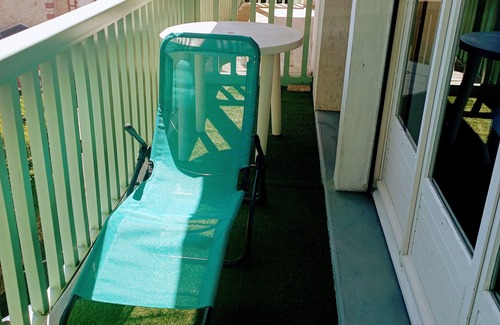 Bagnoles-de-l'Orne Apartment | ❤️Joli studio with balcony 400m from the spa and close to shops.