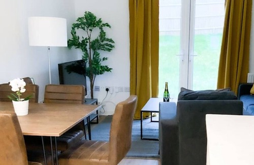 Andover House | Jockey house Andover
