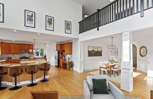 Saratoga Springs House | Jockey Lake House: Spacious Retreat With Game Room Near Race Track
