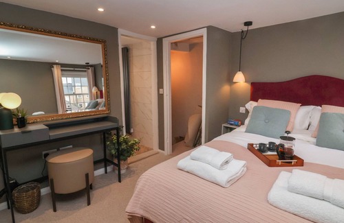 Ripon Cottage | JODHPUR COTTAGE, romantic, with a garden in Ripon