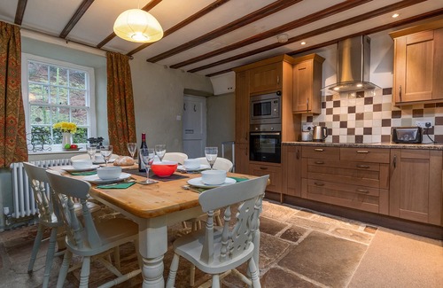 Gunnerside Cottage | JOE HOUSE, family friendly, character holiday cottage in Gunnerside
