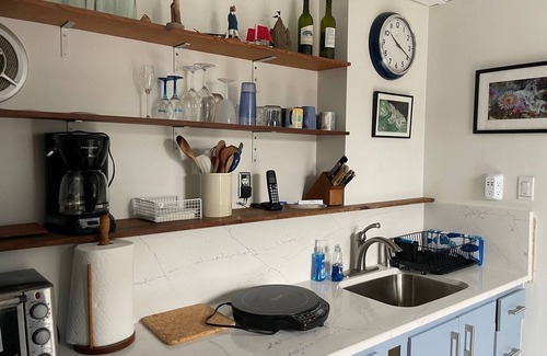 McDonald Apartment | Joe's Studio on Tomales Bay, Bleu Bay Cove, Marshall, Pt Reyes National Park
