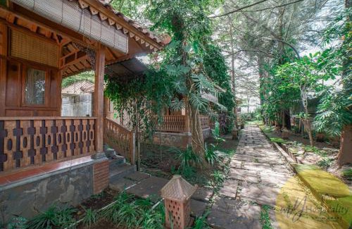 Garut Hotel | Joglo Garut Cottage Syariah by My Hospitality