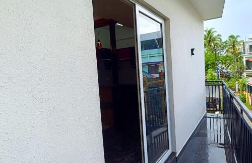 Kochi Apartment | Johana Inn
