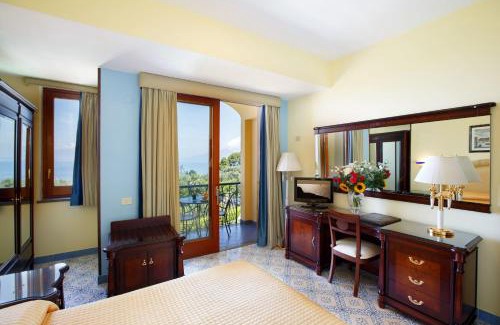 Priora Hotel | Johanna Park Hotel