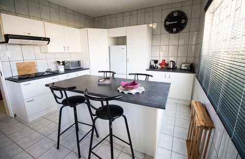 Windhoek Apartment | John-Lou's Luxury Self-catering Apartment