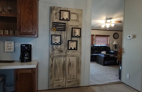 Wheatland House | Johnnie Sue’s in Wheatland. 3 bed, 2 bath home, plenty of parking, sleeps 10.