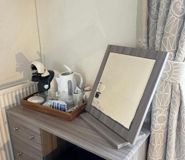 Conwy Hotel | Johnny Dough's Conwy with Rooms