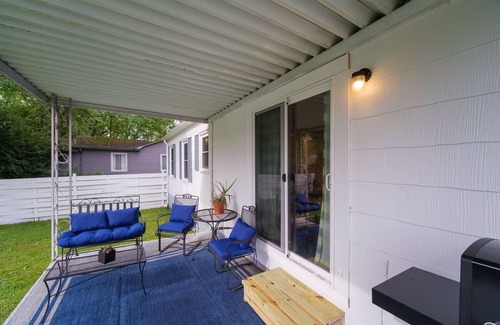 Brevard House | Johnson Street Cottage in Downtown Brevard | 2 Bed, 1 Bath