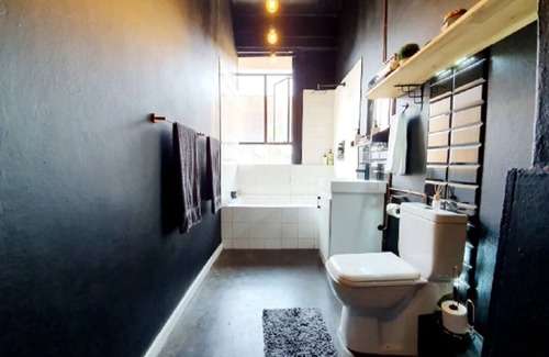Downtown Johannesburg Apartment | Johonnesburg's Industrial New York Suite