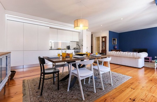 Sao Jose Apartment | JOIVY Bold & classy 2BR apt w/balcony in Baixa, moments from shopping streets