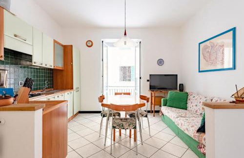 Chiavari Apartment | JOIVY Cosy flat with parking in Chiavari