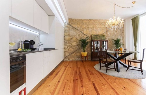 Sao Jose Apartment | JOIVY Modern apt near Avenida station