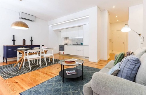 Sao Jose Apartment | JOIVY Polished 1BR Apt, close by Avenida da Liberdade