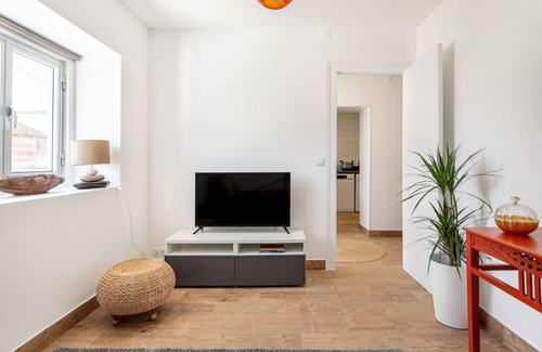 Varzea de Sintra House | JOIVY Quaint house with Patio