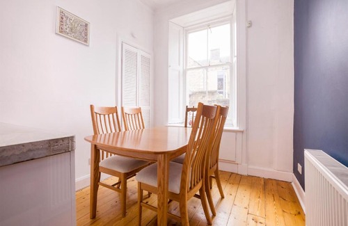 Dalry Apartment | JOIVY Splendid Apartment near Haymarket