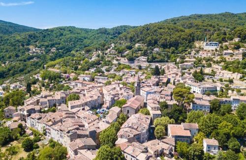 Bargemon Apartment | Joli 2P - Piscine & Parking