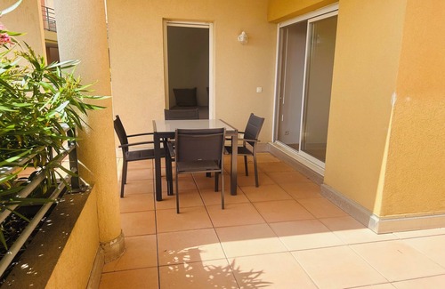 Les Termes Apartment | Joli Appartement 2 Chambres - Terrasse vue mer