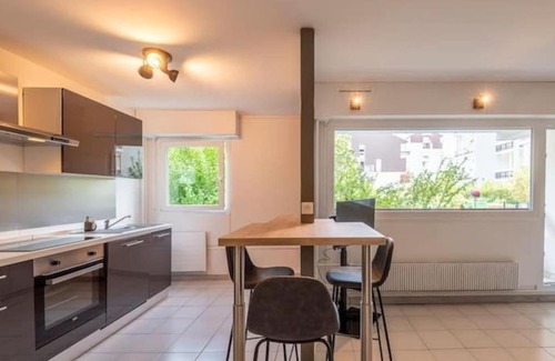 Novel Apartment | joli appartement avec balcon proximité lac