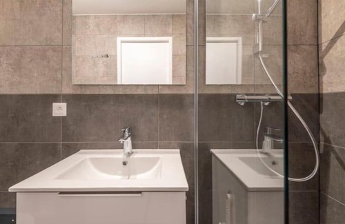 Novel Apartment | joli appartement avec balcon proximité lac