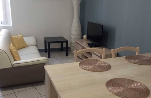 Perigueux Apartment | Joli Appartement Avec 2 Chambres