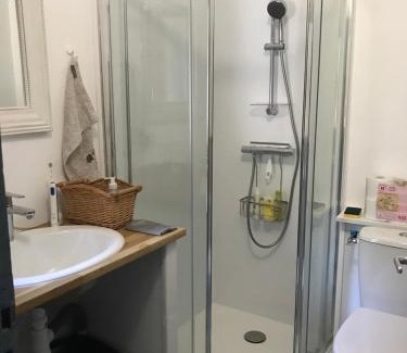 Binic Apartment | Joli appartement calme à Binic dans rue piétonne