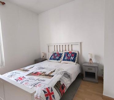 Epinay-sur-Seine Apartment | Joli appartement deux pièces avec terrasse dans le calme