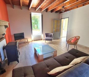 Les Chatelliers-Chateaumur House | Joli gîte chez Paulette à 10 min du Puy du Fou