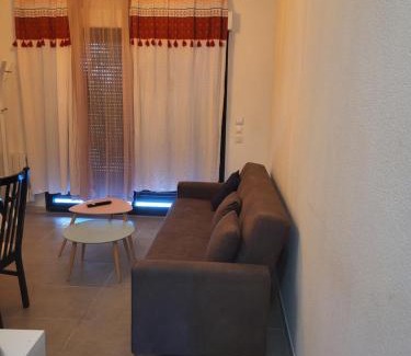 Les Sorinieres Apartment | Joli nid douillet