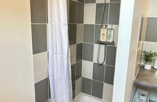 Bourg-en-Bresse Apartment | Joli studio à 3 min de la Gare