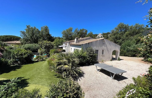 Cavalaire-sur-Mer Apartment | Joli T2 rez de Jardin, Terrasse, Piscine, Impasse Calme, 300m MER