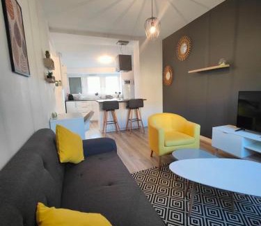 Riom Apartment | Joli T2 Scandi