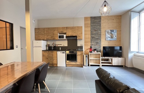 Cauterets Apartment | Joli T3 rénové ds une villa 1900