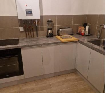 Le Pont-de-Claix Apartment | Joli T3 vue montagne - spacieux et cosy