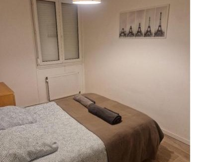 Le Pont-de-Claix Apartment | Joli T3 vue montagne - spacieux et cosy