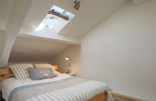 Liberation Apartment | Jolie 2 Pièces Mansarde en Plein Cœur de la Ville