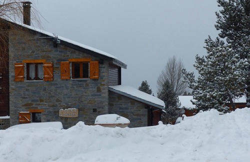 Eyne 2600 Ski Chalet | JOLIE CHALET 3 Faces EYNE 2600 STATION CAMBRE D'AZE