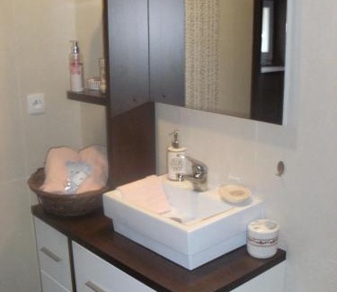 Basse-Normandie Bed & Breakfast | jolie chambre dans ancien corps de ferme