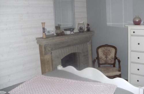 Basse-Normandie Bed & Breakfast | jolie chambre dans ancien corps de ferme