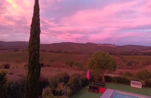 Montclar Villa | Jolie Maison à Louer Près de Carcassonne Avec Atelier Artistique