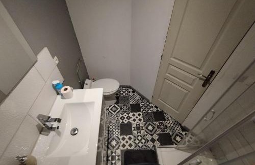 Ernee House | Jolie maison centre Ernée