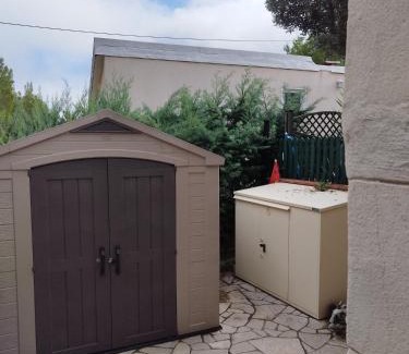 Le Castellet House | Jolie petite Maison, Clim, résidence avec piscine à 5mn circuit Paul Ricard