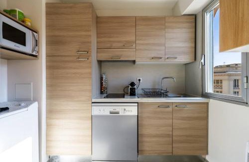 Jean-Medecin Apartment | Jolie studio avec belle terrasse ensoleillee