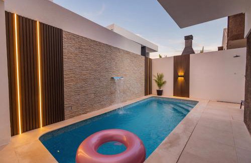 Seixal Villa | JolikaS House Heated Pool and EV point