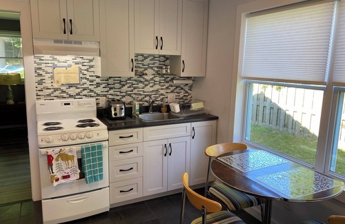 St. Andrews Apartment | Jolly Whales! New, kitchenette, soaker tub, handicap shower, separate entrance.