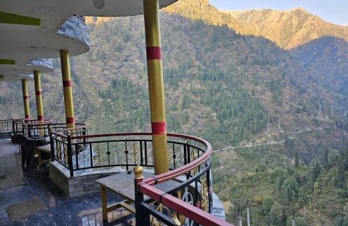 Kullu House | Jon Snow Cafe & Home Stay